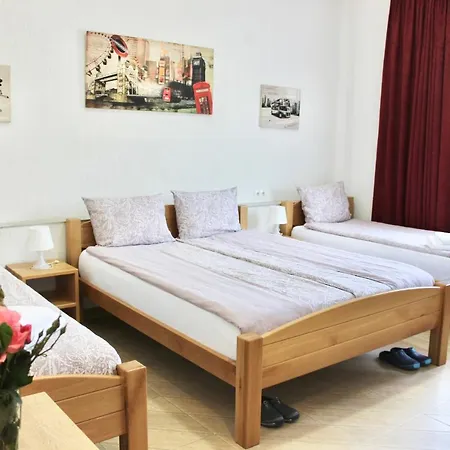 Becar Pyramids B&B Visoko
