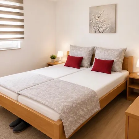 Oda ve Kahvaltı Becar Pyramids B&B Visoko