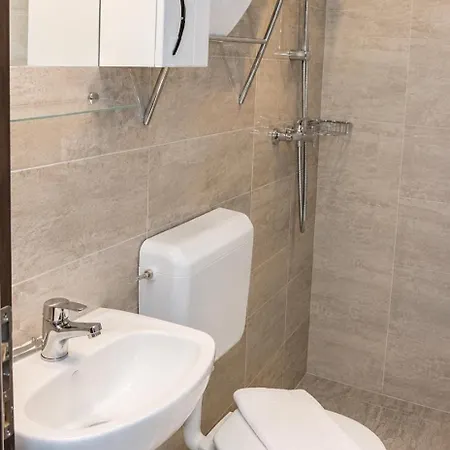 Oda ve Kahvaltı Becar Pyramids B&B Visoko