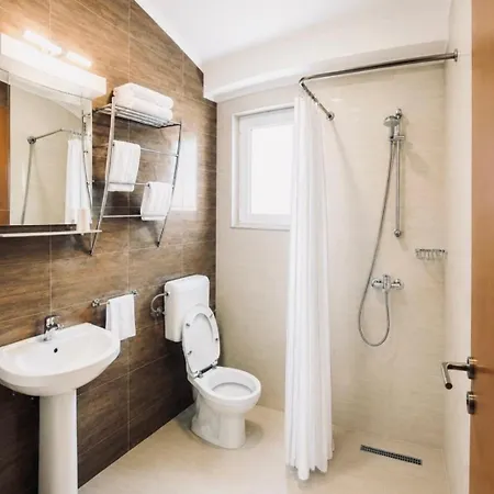 Becar Pyramids Bed and Breakfast Visoko