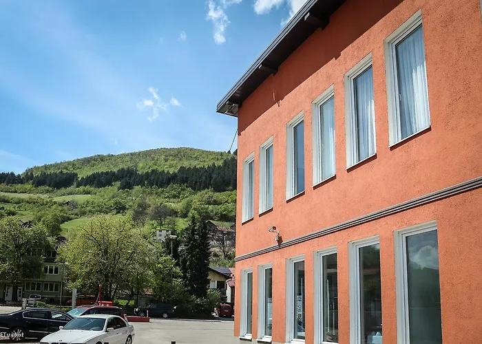 Becar Pyramid Frühstückspension Visoko